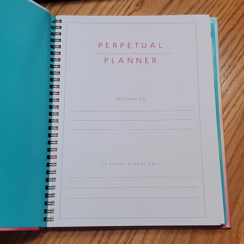 Enclosed Spiral Perpetual Planner